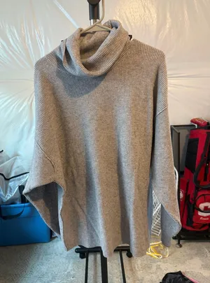 Free People Oversized Sweater Small Grey Pullover thumbnail 1