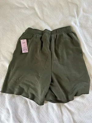 Wild Fable Women's Olive Sweatpant Shorts thumbnail 5