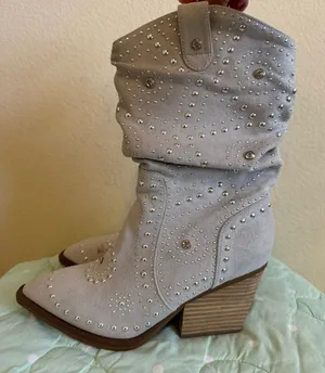 NEW Very G Stellar Womens Boot light Gray Studded Western Boots Womens size 9.5 thumbnail 1
