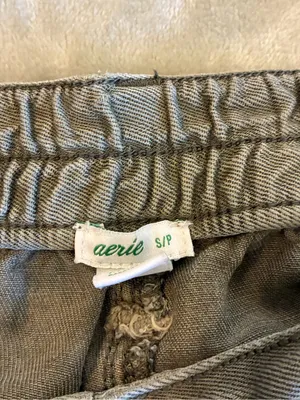 Aerie Brand Casual Frayed Hem Women's Shorts - Olive Size Small thumbnail 2