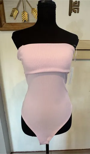 Live in the Moment Seamless Strapless Ribbed Bandeau Bodysuit - Light Pink thumbnail 1