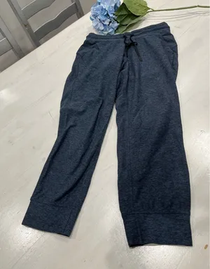 Lululemon Joggers Crop‎ Drawstring Lounge Athletic Casual Blue Size 6 thumbnail 1