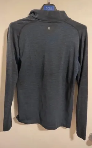 Lululemon Men’s Metal Vent Tech 1/2-Zip thumbnail 2