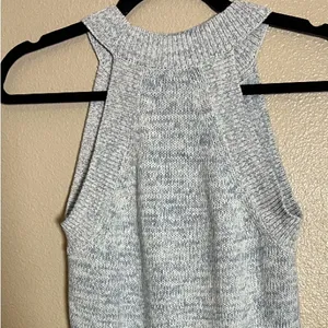 Loft Gray Knit Sleeveless Sweater / Top‎ Fall Classic size Small New without tags thumbnail 2