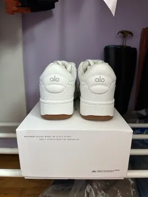 ALO Recover Mode Sneaker - Natural White/Gum thumbnail 4