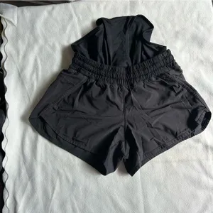 Lululemon Black Women's Shorts thumbnail 5