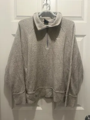 Nike Quarter-Zip Pullover Women’s thumbnail 1
