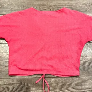 Women's Zara‎ Cinch Front Short Sleeve Crop Top Bright Pink Size Medium thumbnail 2