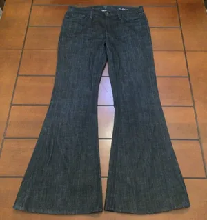 Seven for all Mankind 7fam bell bottom dark wash jeans 28 thumbnail 1