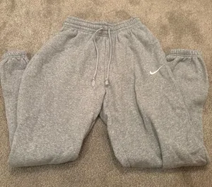 Nike grey sweatpants thumbnail 1