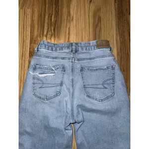 American Eagle Curvy Mom Jean Women's‎ Sz 00 Blue High Rise Distressed thumbnail 8