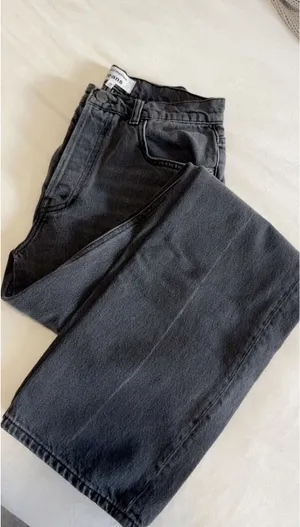 Reformation Cynthia Jeans High-Rise thumbnail 1