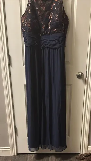 Scarlett Gown thumbnail 2