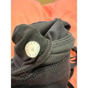Lululemon Free To Be Moved Bra Size 4 Black Strappy Longline Luxtreme sport thumbnail 3