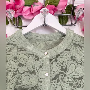 Feminine Lace Cottage Prarie Sheer Embroidered Ruffle Sleeve Medium Blouse Top thumbnail 4