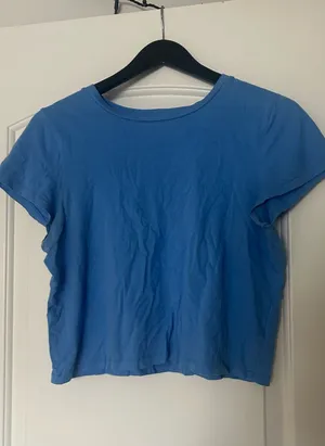 Universal Threads Classic Short-Sleeve Top - Blue thumbnail 1