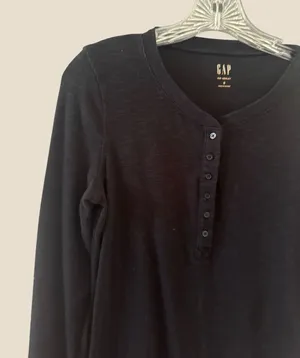 GAP Rib Henley Long Sleeve Shirt Black Slim‎ Fit Curved Hem Small thumbnail 1