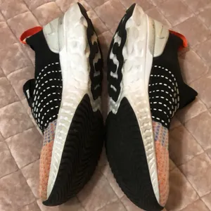 Nike react phantom shoes thumbnail 2
