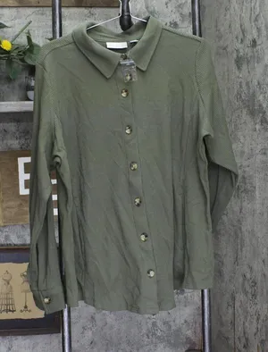NWT Belle By Kim Gravel Jersey Button-Front Collared Shirt Tea Leaf Green 1X thumbnail 1