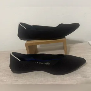 Rothy's Black And White Halo Pointed Toe Ballet Flats Knit Washable Chic 6.5 thumbnail 2