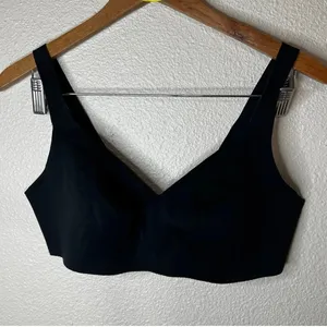 Lululemon black v neck bra 36C thumbnail 6