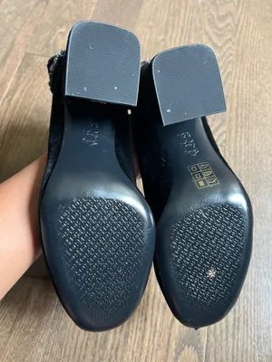 Tory Burch Josephine Black Velvet Block Heel Pumps with Crystal Bow size 6.5 thumbnail 5