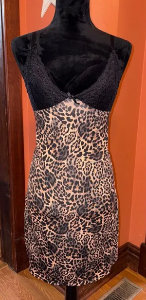 Leopard Print Chemise with Black Lace top thumbnail 1