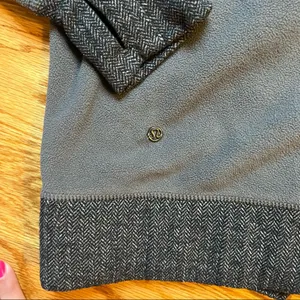 Lululemon Runaway Fleece Hoodie Athletic Pullover Soot Light Gray Herringbone thumbnail 4