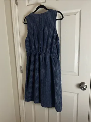 Old Navy Blue & White Striped Linen-Blend Sleeveless Woman’s Dress Size Large thumbnail 7