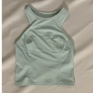 Lululemon Nulux Racerback‎ Cropped Run Tank size small thumbnail 5