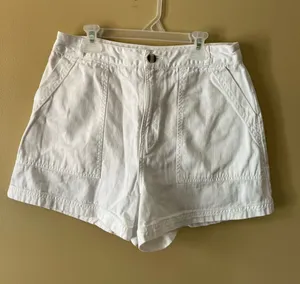 Universal Threads White High-Waist Utility Shorts thumbnail 1