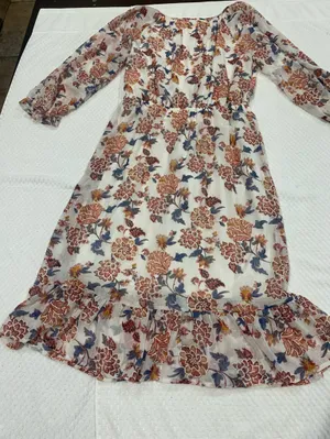Boho Floral V-Neck Tiered Midi Dress - White with Rust & Blue thumbnail 8