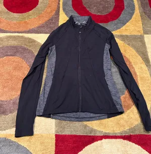 Athleta Criss Cross Hope Jacket Black Grey Athletic Jacket Women’s Size Medium thumbnail 1