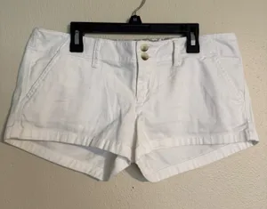 American Eagle Outfitters Shorts White thumbnail 1