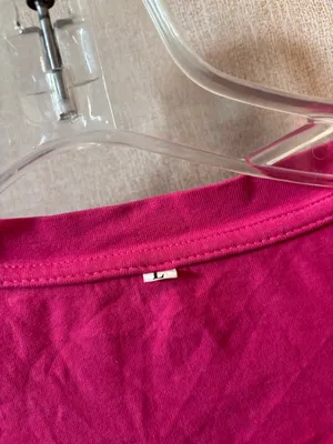 Women’s Pink V-Neck Short Sleeve Top Large thumbnail 2