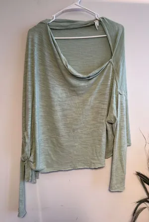 We The Free Free People Sage Green Slouchy Cowl Neck Raw Edge Top Large 3927 thumbnail 1