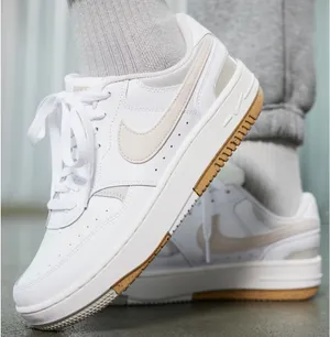 Nike Gamma Women’s Force thumbnail 1