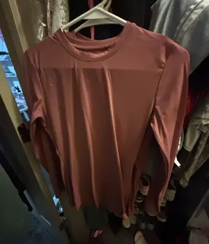 Figs rubbed long sleeve  thumbnail 1