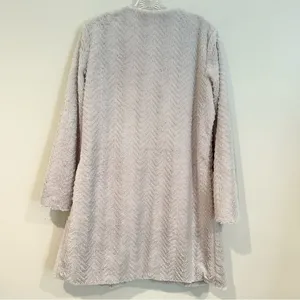 Fever Fuzzy‎ Faux Fur Coat Women's Medium Light Gray Button Neck Closure Lined thumbnail 7