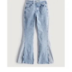 Hollister Social Tourist Denim Flare Ultra High Rise Jeans Two Tone thumbnail 5