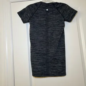 Lululemon Swiftly Tech Short Sleeve 2.0 Black white women's 4 thumbnail 5
