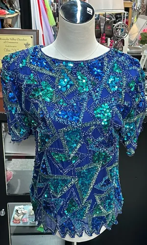 Styleworks sz Medium purple, blue & green sequin top thumbnail 1