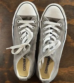 Gray Converse thumbnail 1