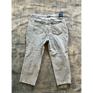 Abercrombie & Fitch Light Wash The Ankle Straight Ultra High Rise 34" / Size 18 thumbnail 2