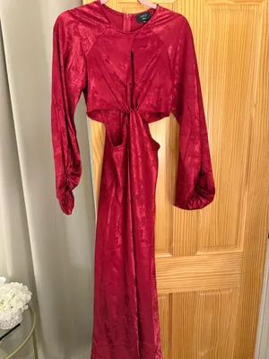 PERFECT winter formal dress Red thumbnail 2
