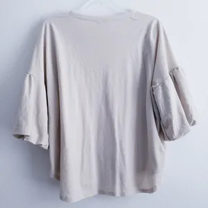 Kaye Bubble Sleeve Short Sleeve Scoop Blouse thumbnail 6