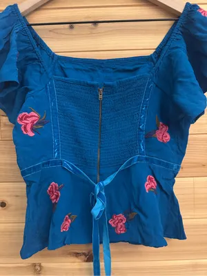 Moulinette Soeurs Anthropologie Size 2 Embroidered Floral Crop Top thumbnail 7