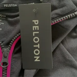 Peloton DreamBlend Half Zip Pullover Black Size XS NWT Ultra Soft Athleisure thumbnail 8