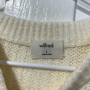 Wilfred Cream Essential Chenille Crewneck sweater size small thumbnail 4