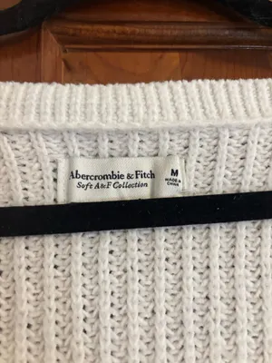 Abercrombie & Fitch White V-Neck Ribbed Sweater thumbnail 4